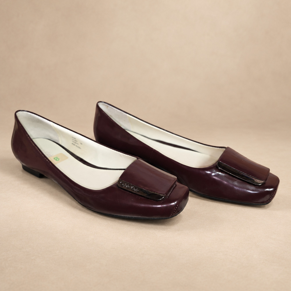 Calvin Klein Womens 8 Burgundy Square Toe Low Heel Slip On Dress Shoes